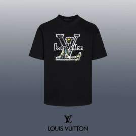 Picture of Louis Vuitton T Shirts Short _SKULVXS-Lsxitx377084